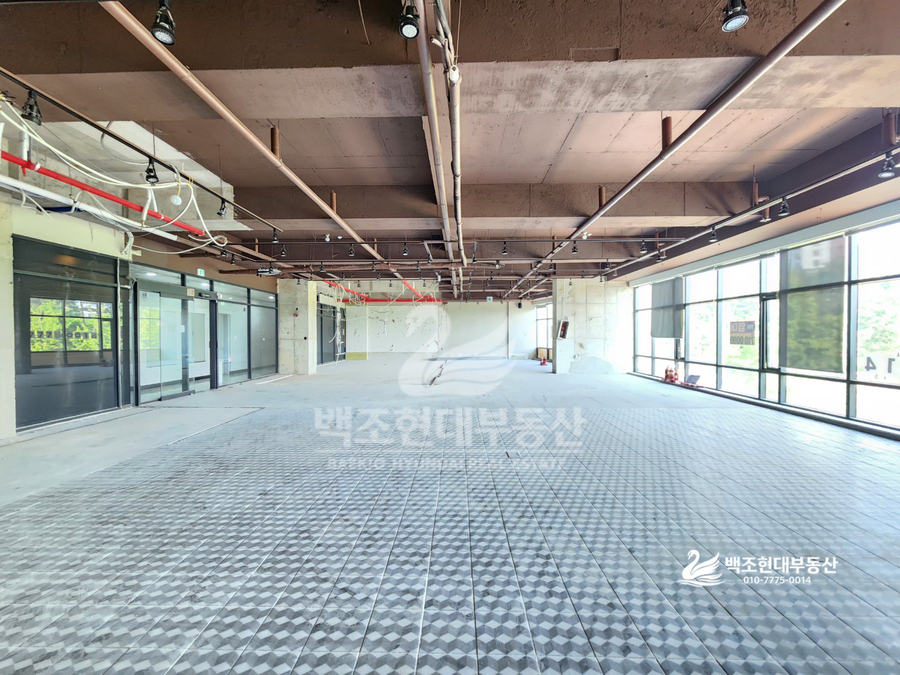 유가읍 상가 월세 | 테크노폴리스 매물사진 3 썸네일